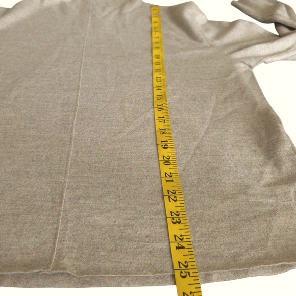 Rag & Bone Yan Wool Relaxed Fit Top in Oatmeal Size Medium NWOT - Picture 4 of 16